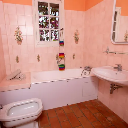 - Quartier Noailles Villa *