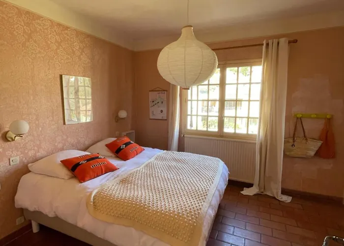 - Quartier Noailles Hyeres