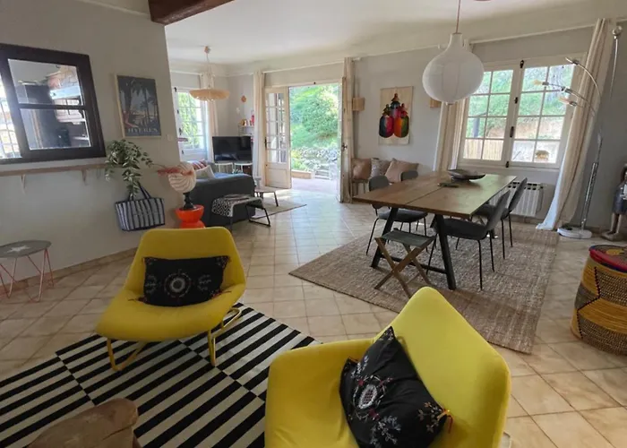 - Quartier Noailles Villa *