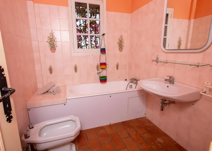 - Quartier Noailles Villa *