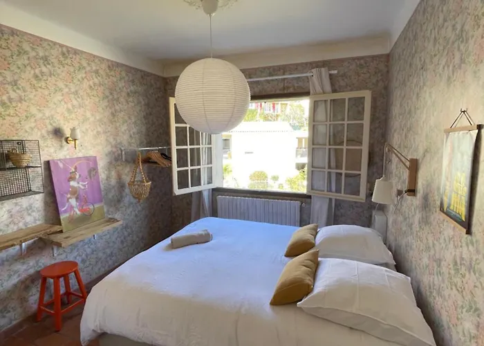 Villa - Quartier Noailles *